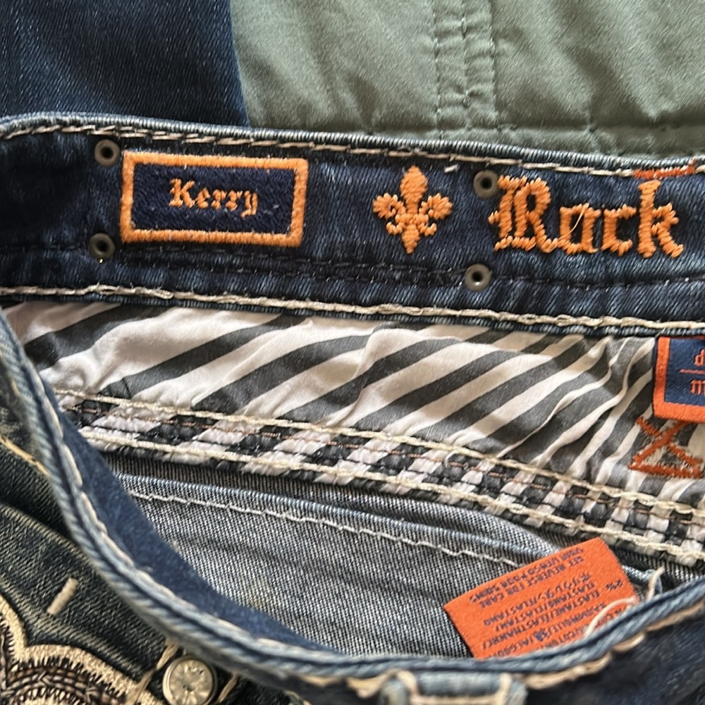 Rock Revival Kerry Jeans - Picture 4 of 5